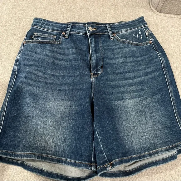 Judy Blue Dark Wash Jean Shorts - Picture 2 of 7